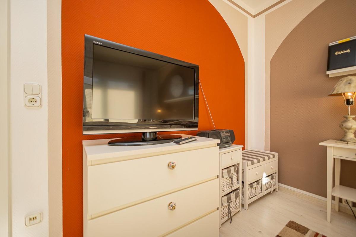 Studio 2 Im Eg Haus Stranddistel, Geschmackvoll Eingerichtete Ferienwohnung Fur 2 Personen In Zingst Exterior foto